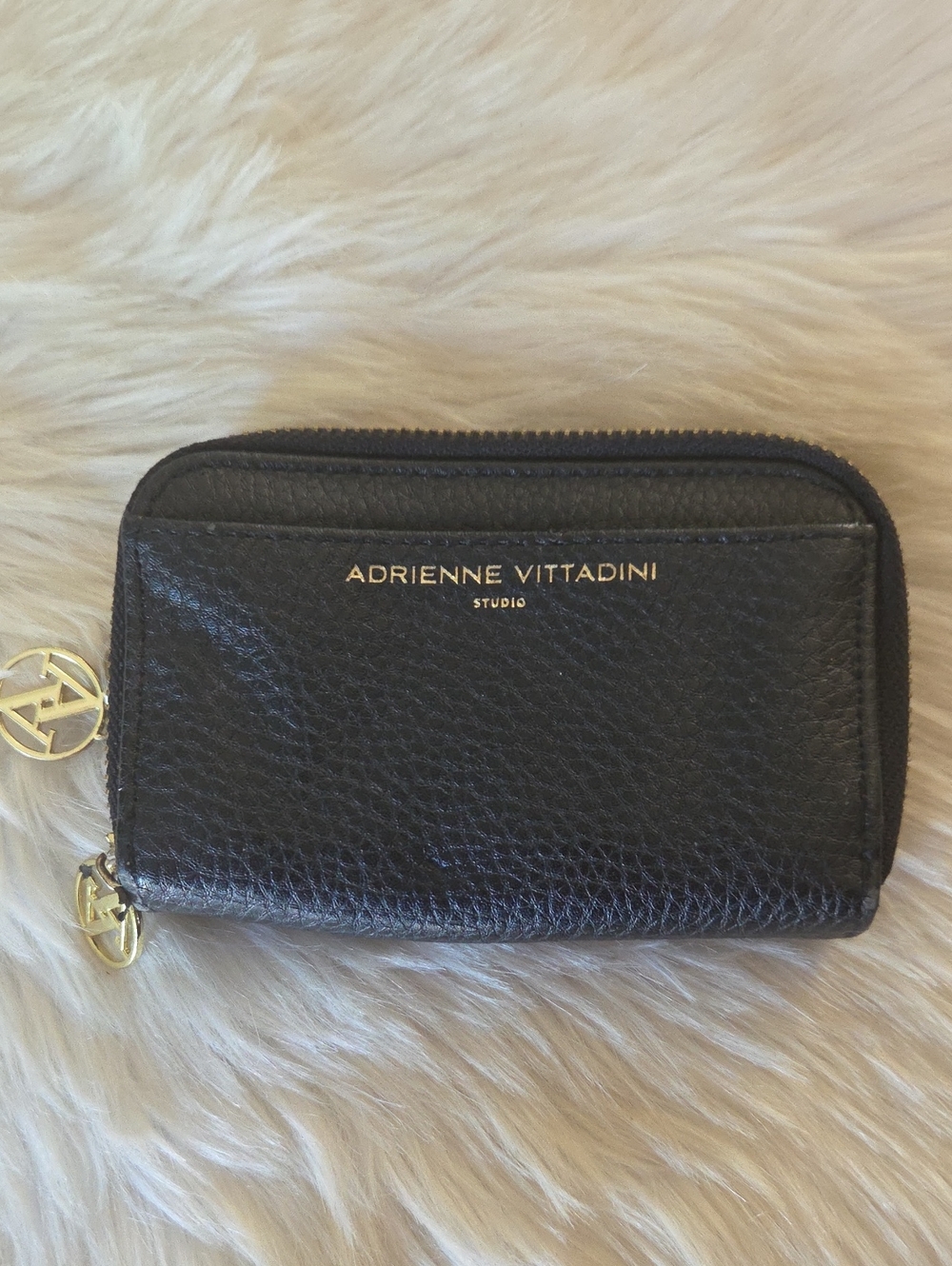 Adrienne Vittadini Small Black Pebbled Leather Zip Card Wallet